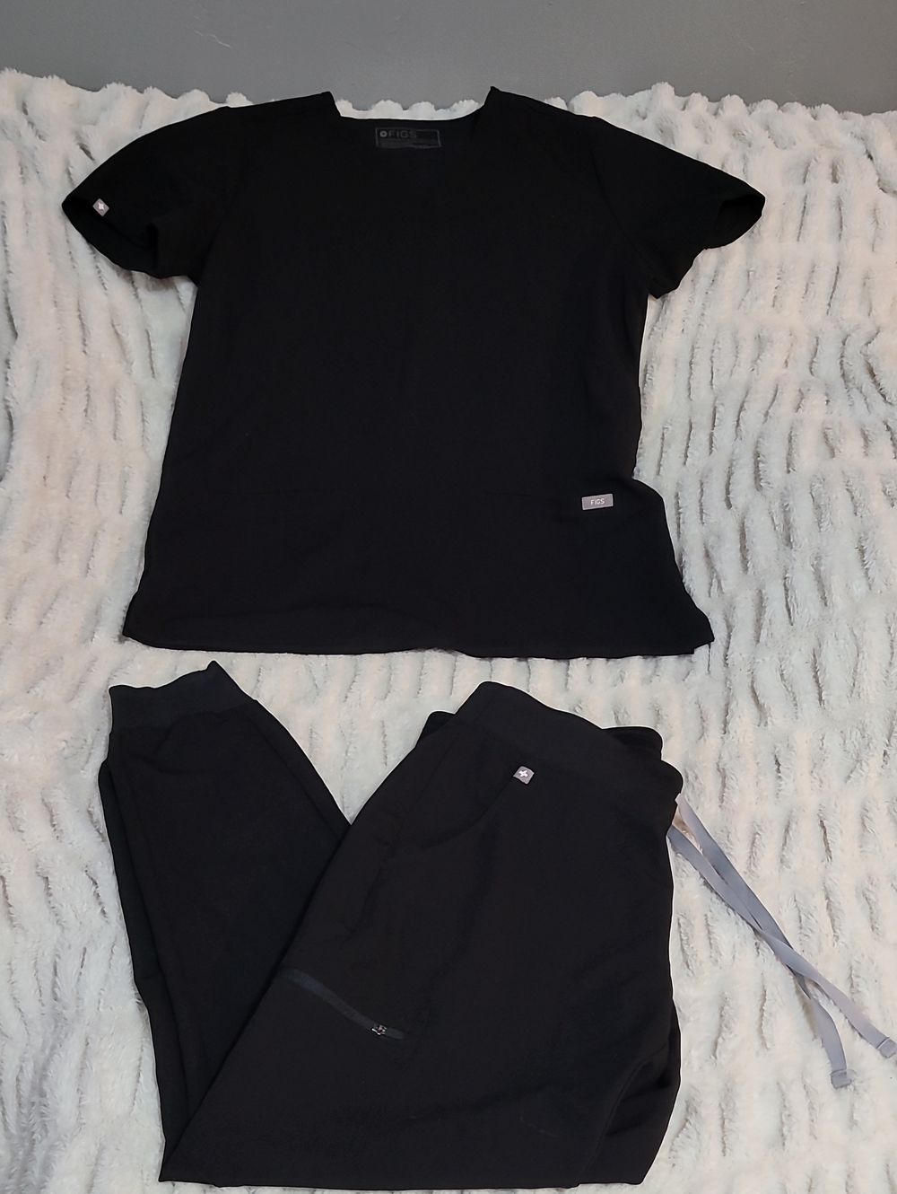 Figs Womens Scrub Set Brand New